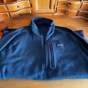 Patagonia Men's Navy Sweater
